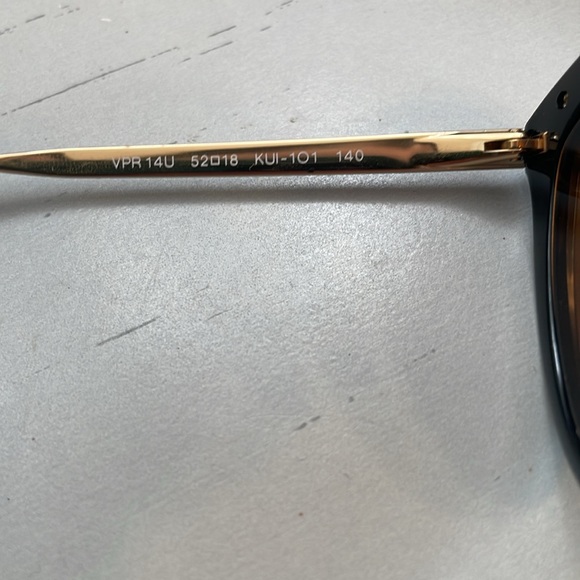 Prada Cat Eye tortoise Sunglasses w/ case and cloth - Picture 4 of 6